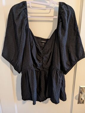 torrid Black Textured Puff Sleeve Peplum Sweetheart Blouse